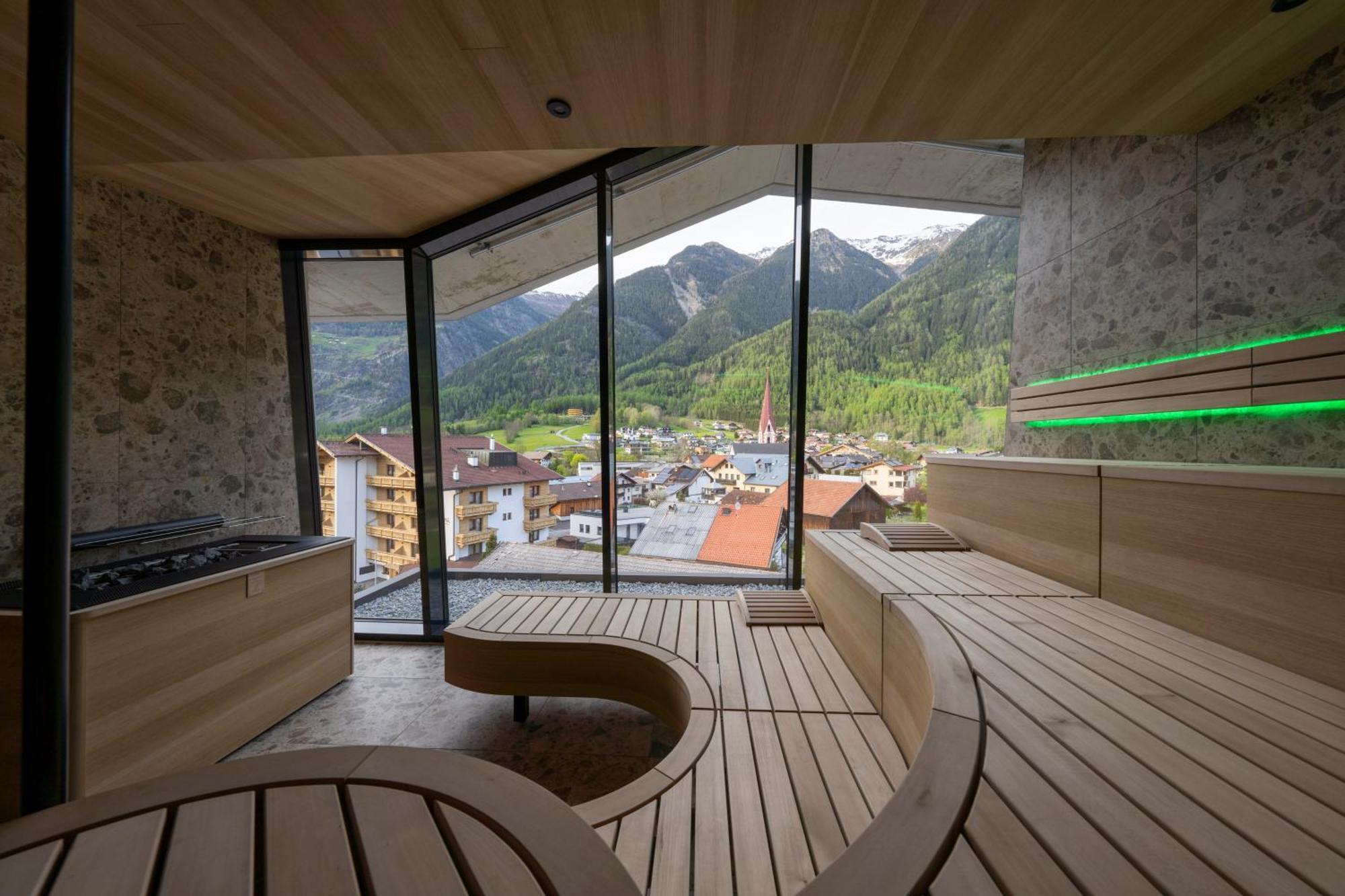 Lifesteil Aparthotel Umhausen Exteriér fotografie