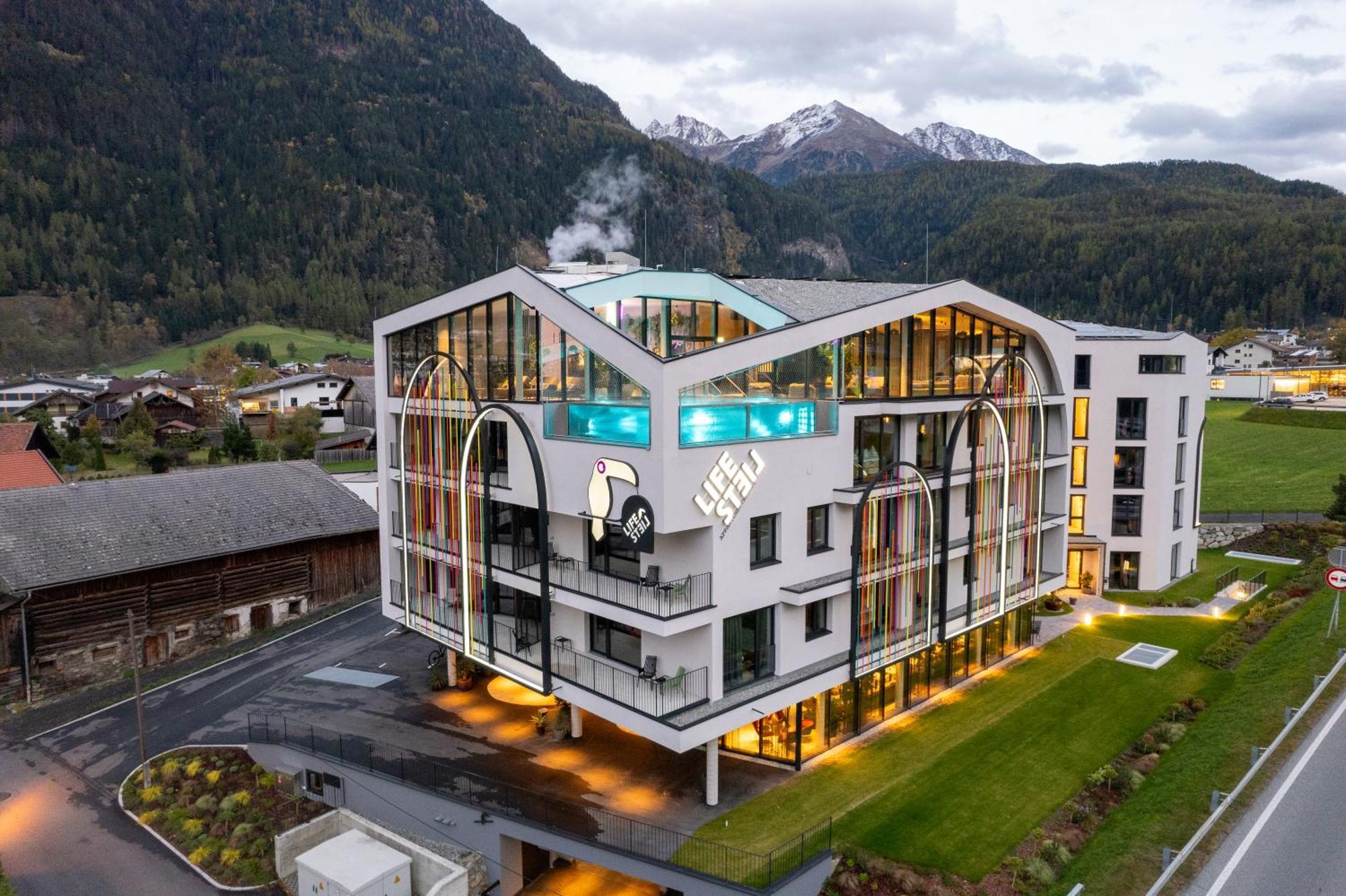 Lifesteil Aparthotel Umhausen Exteriér fotografie
